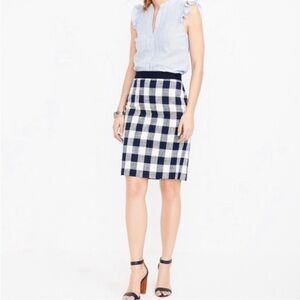 J. Crew Factory Navy and White Gingham Pencil Skirt. Size 2